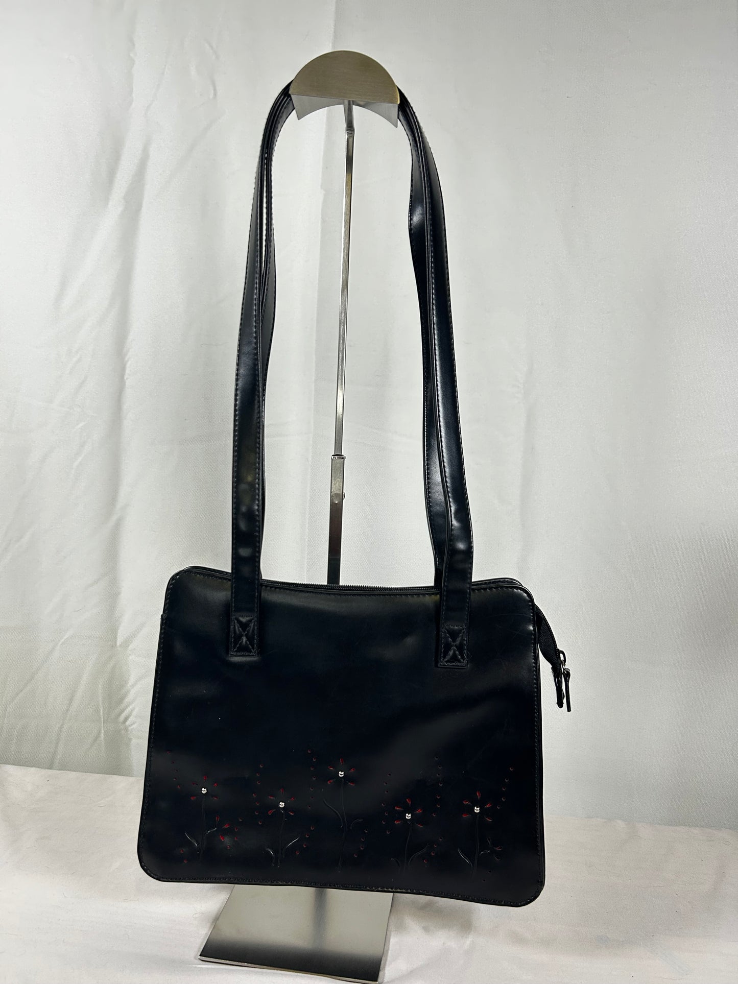 Cut out Flower leather purse