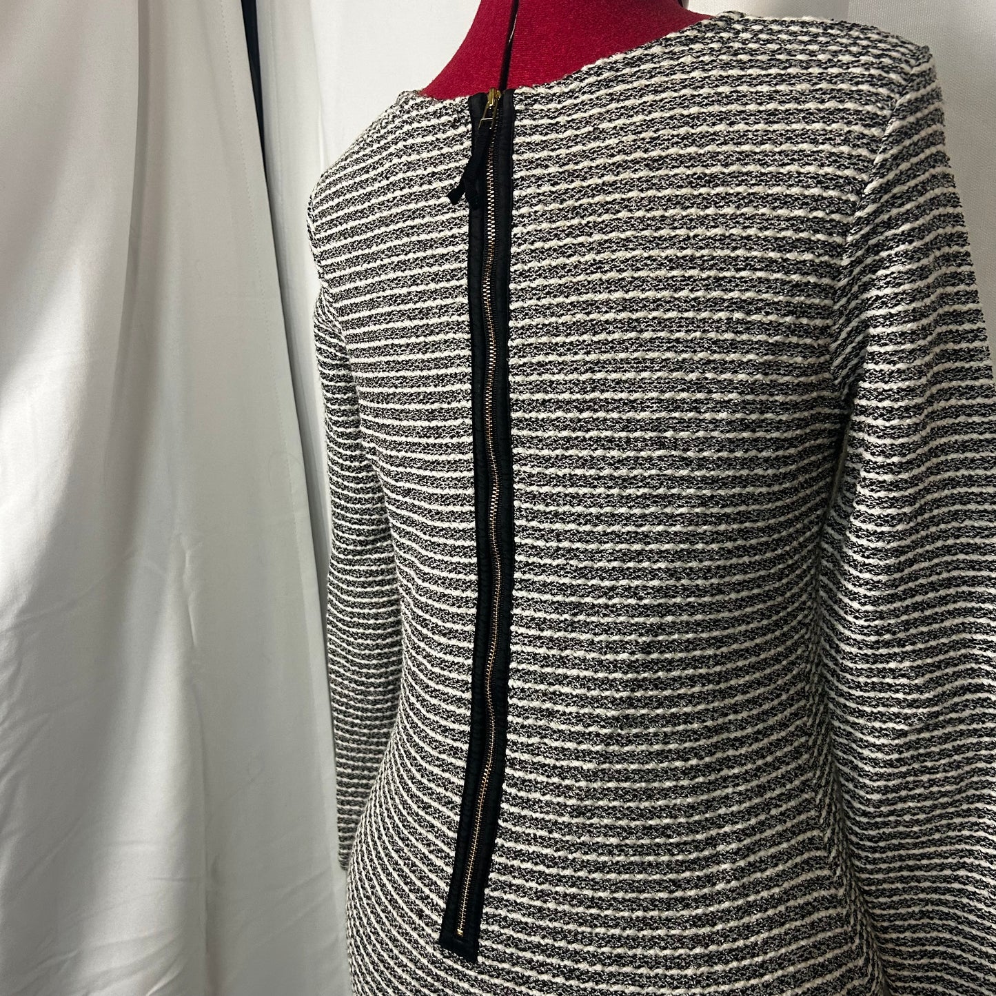 Knit dress with back zipper